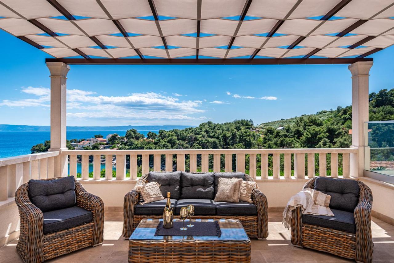 Villa Kadena - Luxury Seaside Villa With Private Heated Pool Selca  Exterior foto