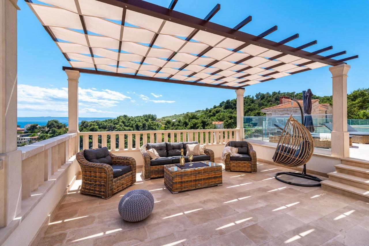 Villa Kadena - Luxury Seaside Villa With Private Heated Pool Selca  Exterior foto