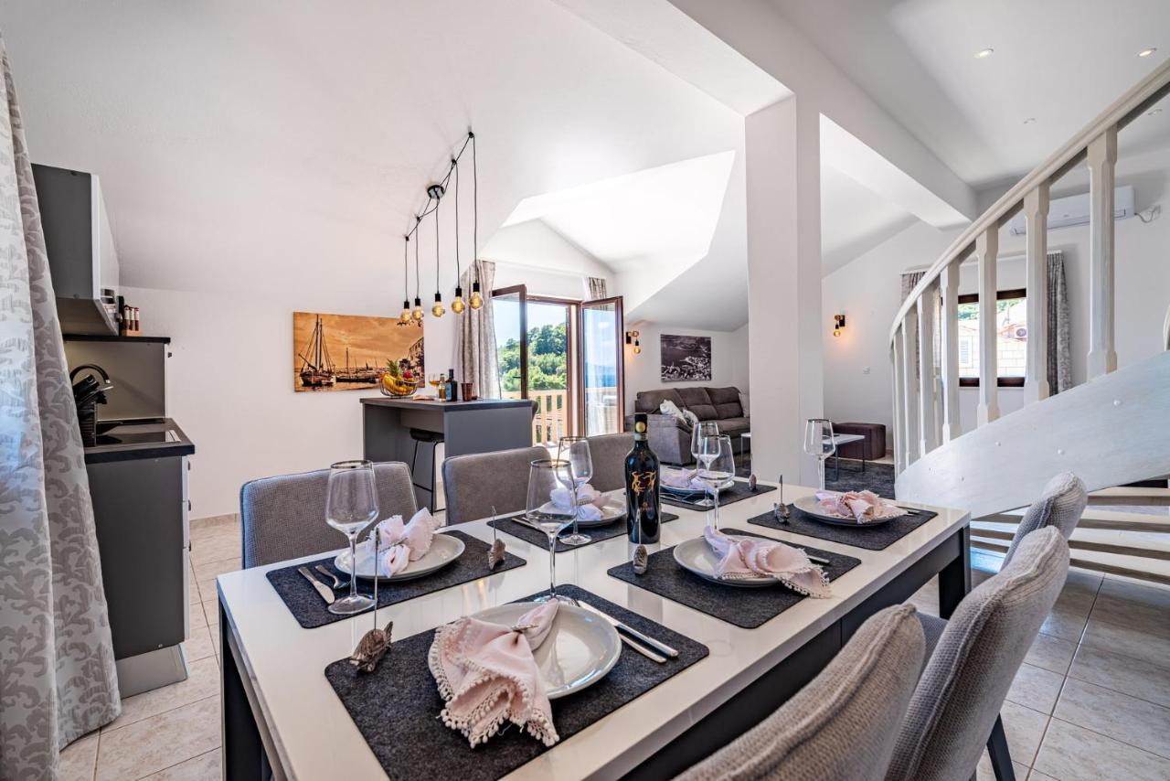 Villa Kadena - Luxury Seaside Villa With Private Heated Pool Selca  Exterior foto