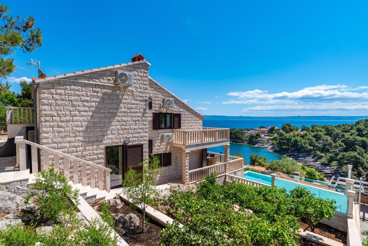 Villa Kadena - Luxury Seaside Villa With Private Heated Pool Selca  Exterior foto