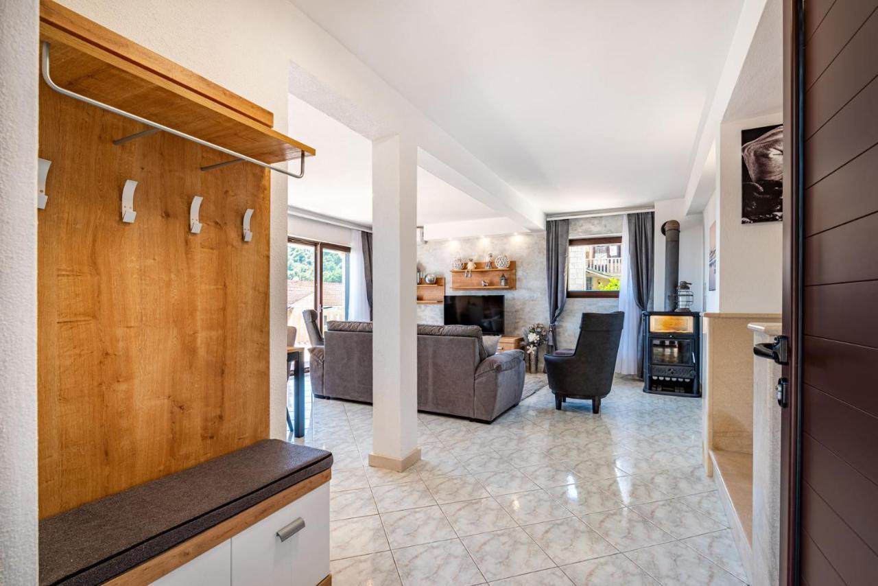 Villa Kadena - Luxury Seaside Villa With Private Heated Pool Selca  Exterior foto
