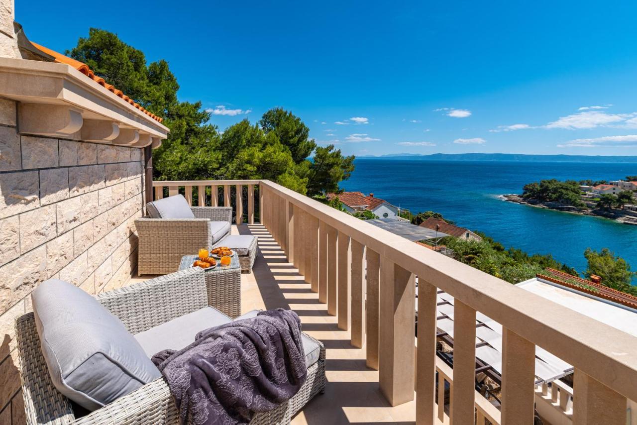 Villa Kadena - Luxury Seaside Villa With Private Heated Pool Selca  Exterior foto