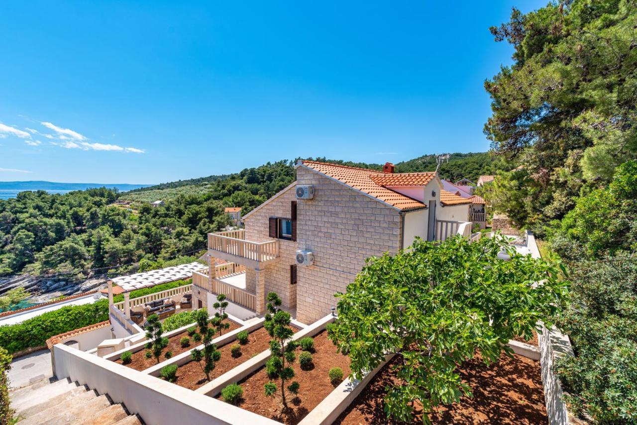 Villa Kadena - Luxury Seaside Villa With Private Heated Pool Selca  Exterior foto