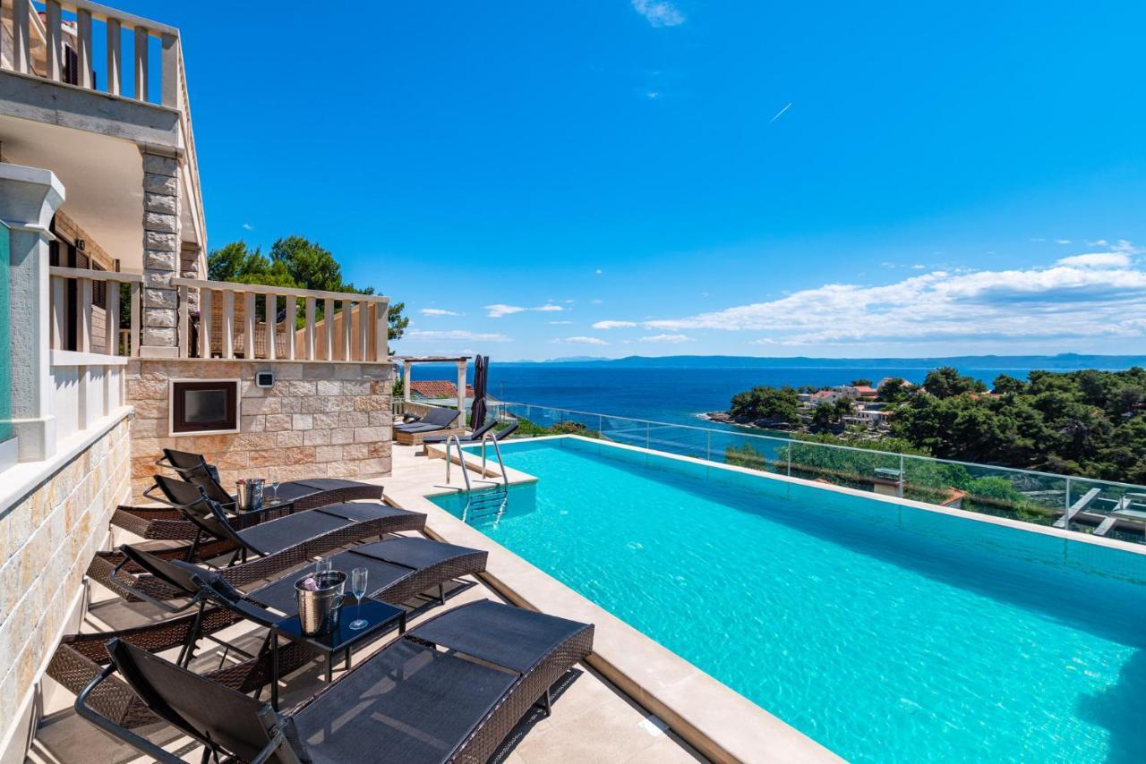 Villa Kadena - Luxury Seaside Villa With Private Heated Pool Selca  Exterior foto